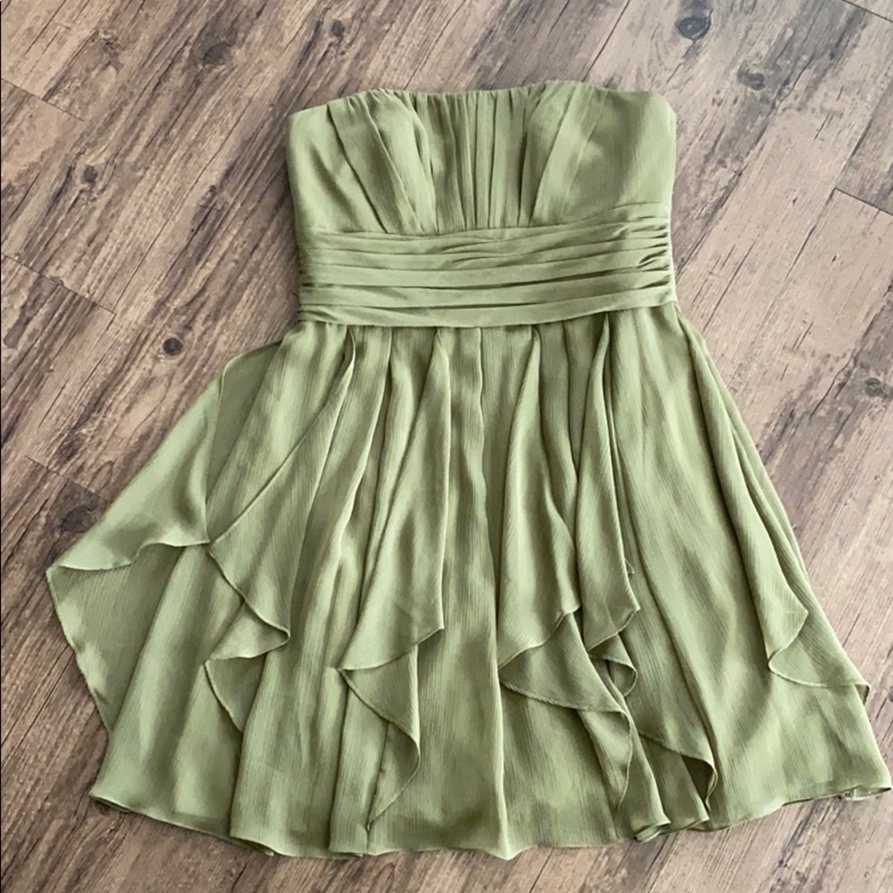 Strapless Short Green Bridesmaid Dress